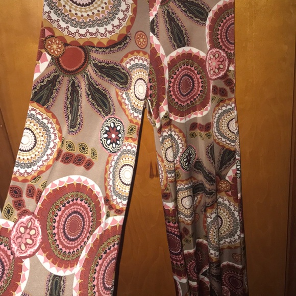 pants - Picture 2 of 2